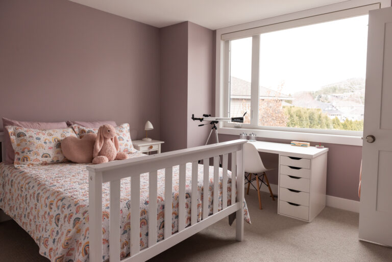 mauve girls bedroom