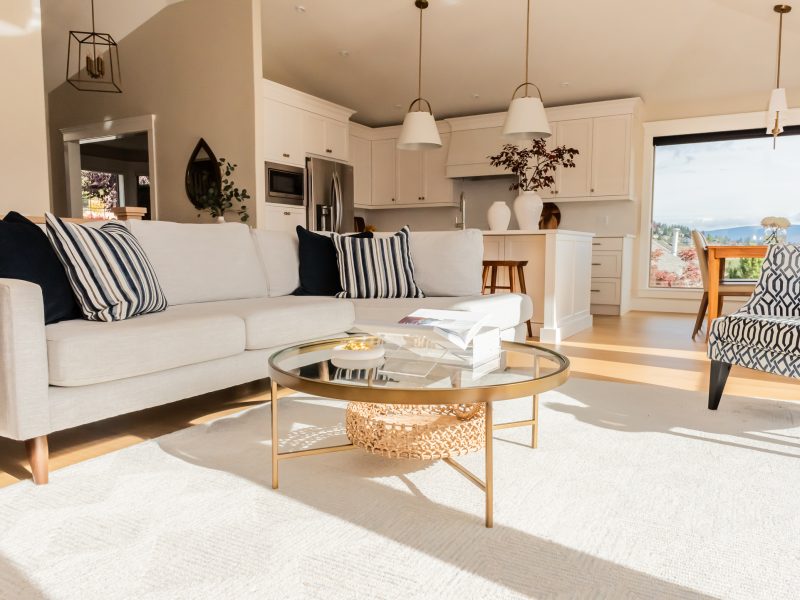 Open concept space with a mountain view
